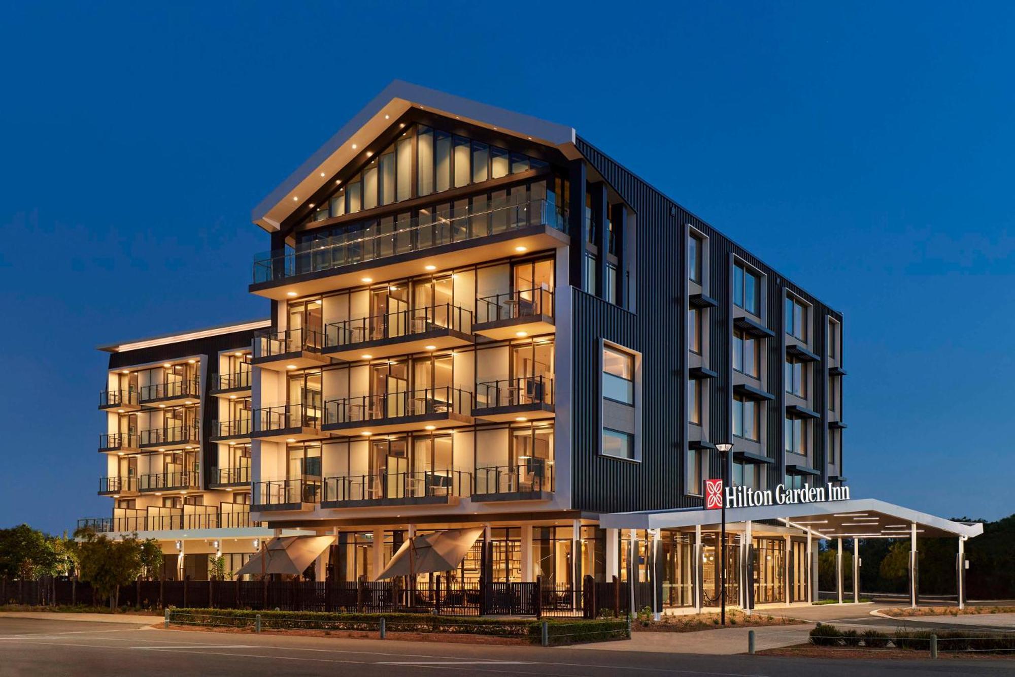Hilton Garden Inn Busselton Exterior photo
